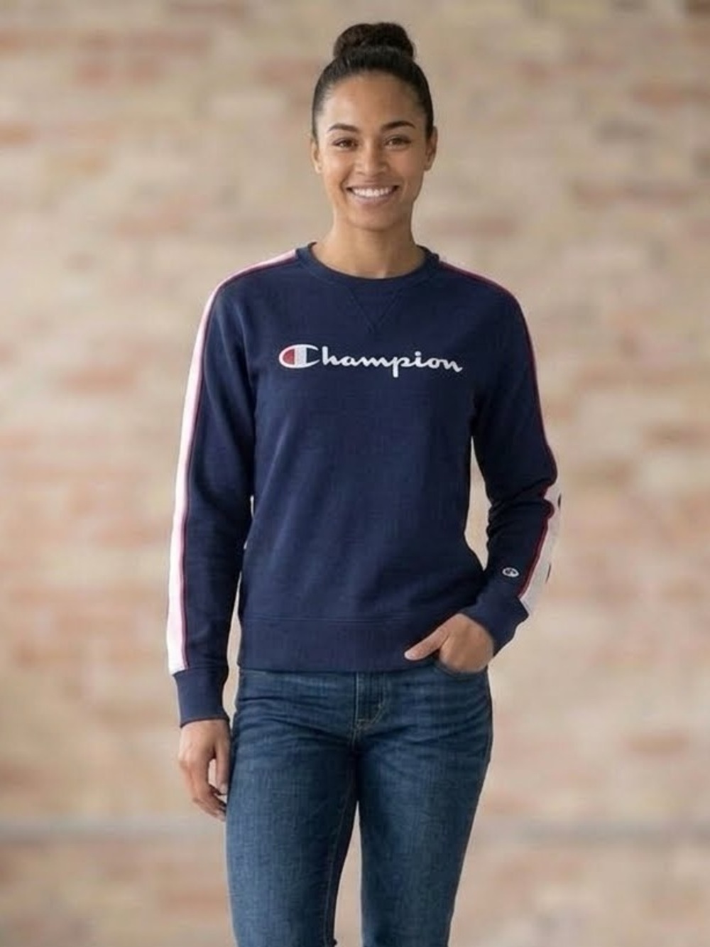 Champion | Heritage Varsity Logo Fleece Crewneck Sweatshirt in Navy Size Medium